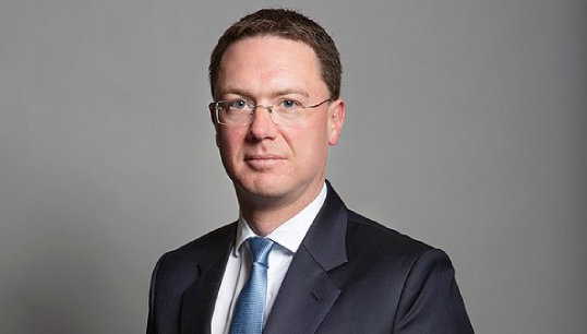 Image:Maritime Minister Robert Courts MP has been invited to discuss the issue at a meeting. Image: Wikimedia Commons/David Woolfall