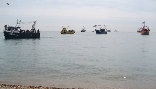 Image:Fishing vessels on the UK coast. Picture: Wikimedia Commons