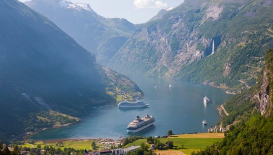Image:Union research showed that non-Norwegian crews were paid substantially less than Norwegian ones, particularly in the cruise and short-sea shipping industries. Image: Peter Adams/Getty Images