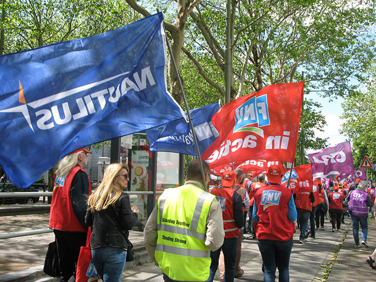 Image:Millions of people with heavy work or shift work have great difficulty getting a healthy pension in the Netherlands. Nautilus members in the maritime and inland shipping, offshore and hydraulic engineering sectors also regularly report this as an issue.