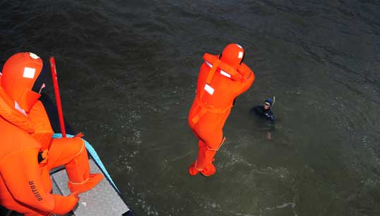 Image:Personal survival training: the bursary can be used for any training a seafarer can demonstrate is necessary such as filling skills gaps, interview training or STCW refresher courses. Credit: Danny Cornelissen