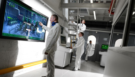 Image:Engineer cadets using a simulator at South Shields Nautical College.