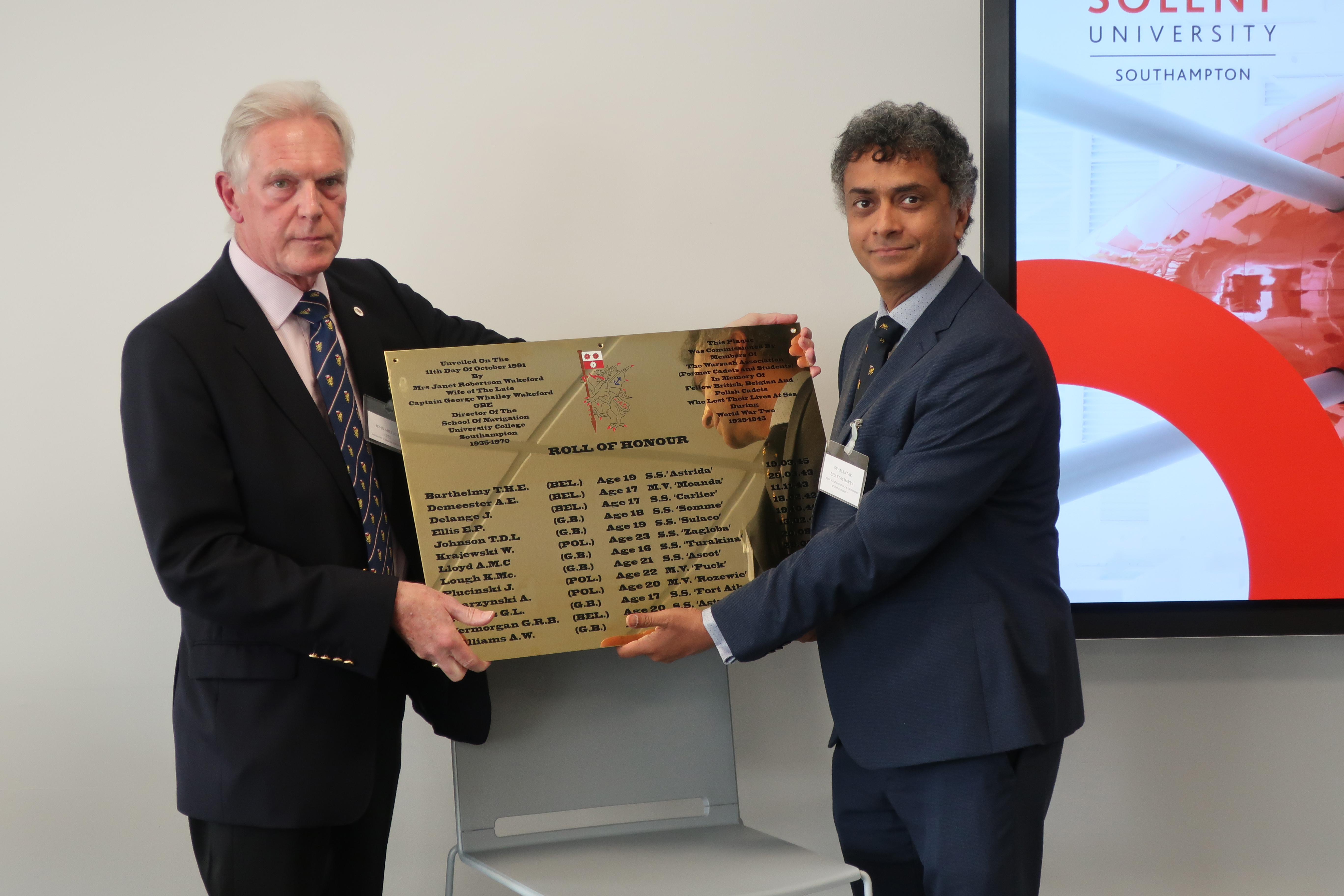 warsash_professor_john_milican_captain_syamantak_bhattacharya_plaque.jpg