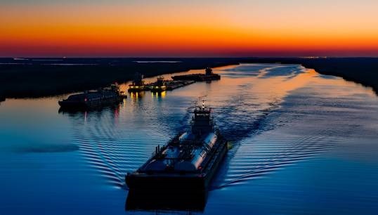 Image:Ammonia as a marine fuel? Seafarers asked for their views on safety. Image: Pexels/gas carrier