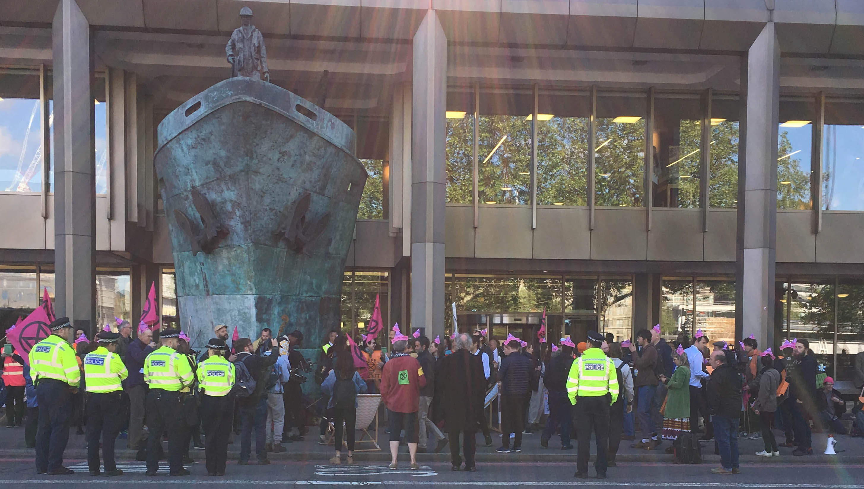 Image:Extinction Rebellion climate change protesters outside IMO HQ in London on Monday 13 May 2019.