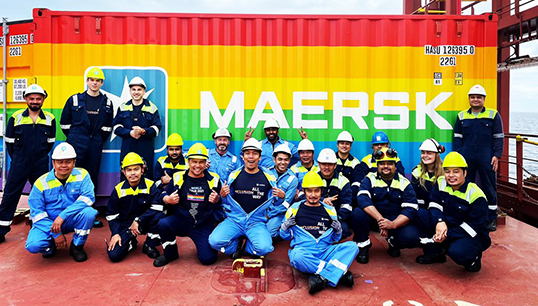maersk_rainbow_container_thomas_lindegaard_madsen_web.jpg