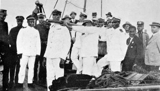 Image:Crew members on the deck of the first Black Star Line ship, the UK-registered Yarmouth. Image: Wikimedia Commons