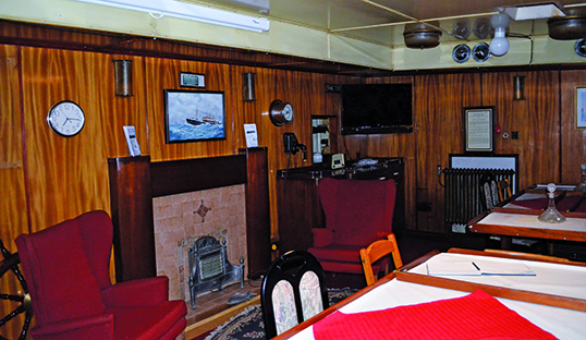 historic_ship_explorer_officers_saloon.jpg
