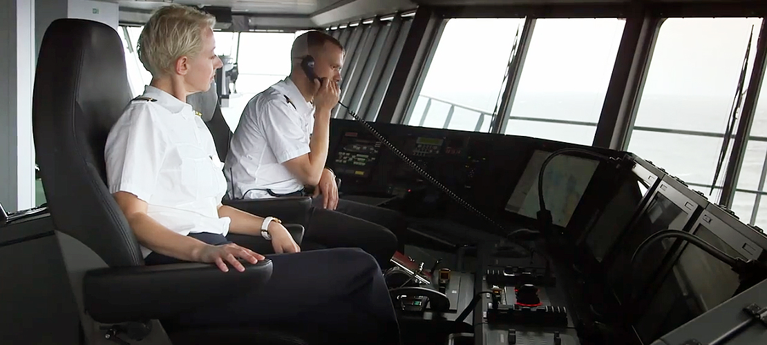 Image:Video still from The KVH Videotel training package Seafarers' Health and Wellbeing which covers the importance of setting goals.