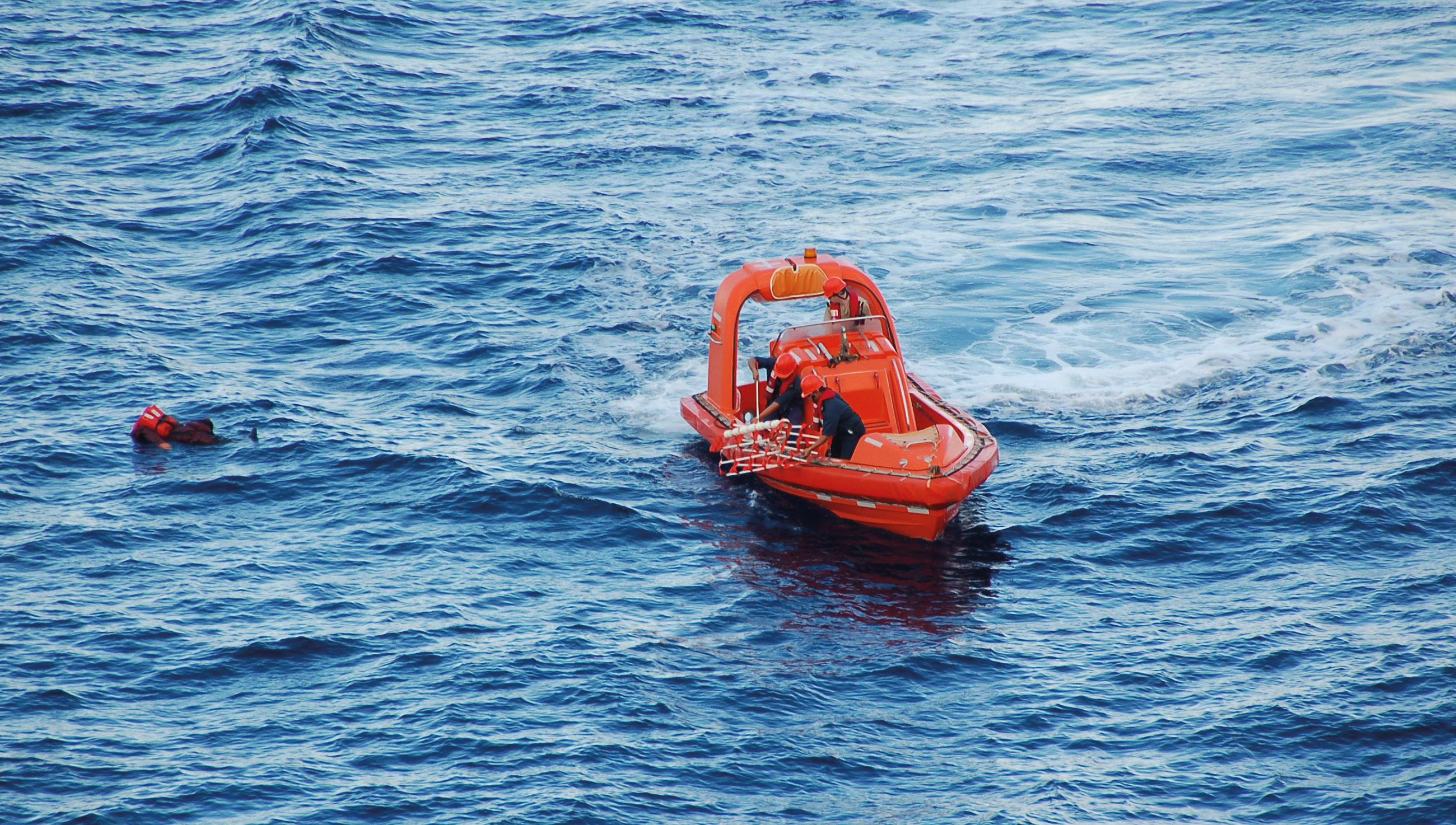 lifejackets_rescue_telegraph_news_image.jpg