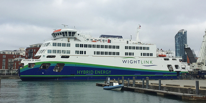 Image:Our lifeline island ferries working around the UK: Wightlink's Victoria of Wight. Image: June Gloom / Wikimedia Commons