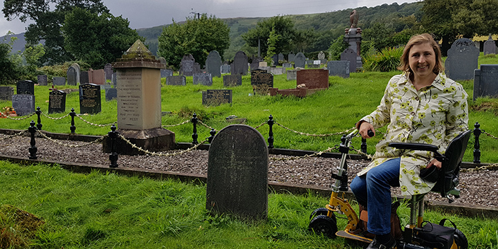 trefriw_grave_with_sr_2019.jpg