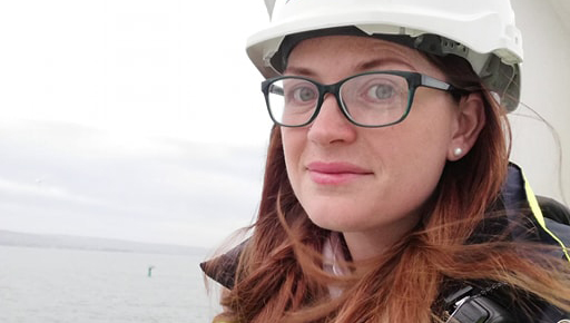 Image:Dynamic positioning officer Heather Enness.