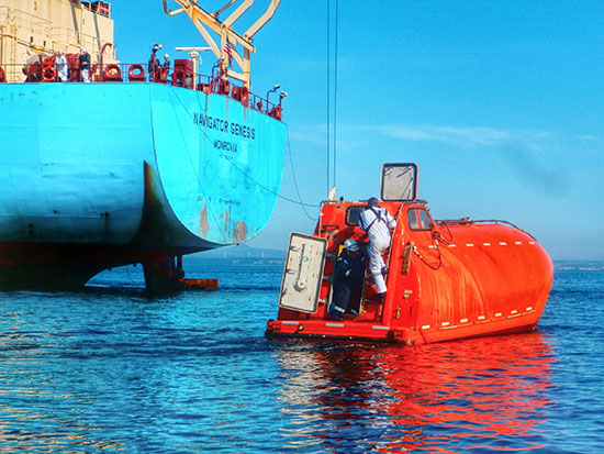 seaworthiness_inspection_of_lifeboat_web_insert.jpg