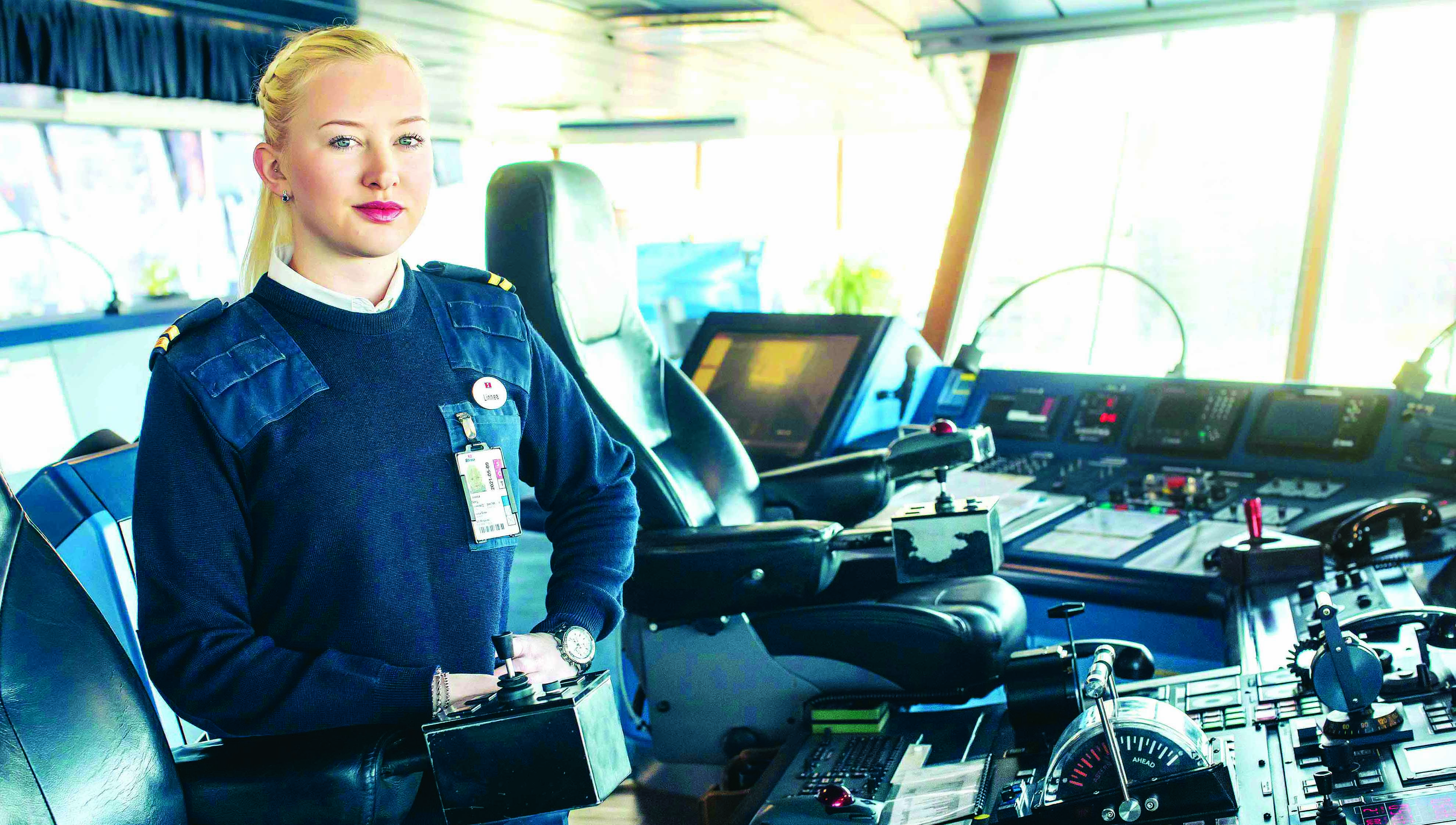 Image:Stena second officer Linnea Berg on the Stena Scandinavica, which operates on the Göteborg-Kiel route.
