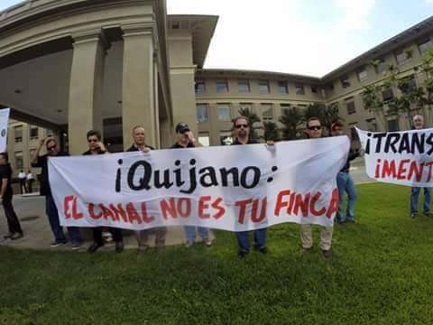 uoc_officials_members_picket_web_insert.jpg
