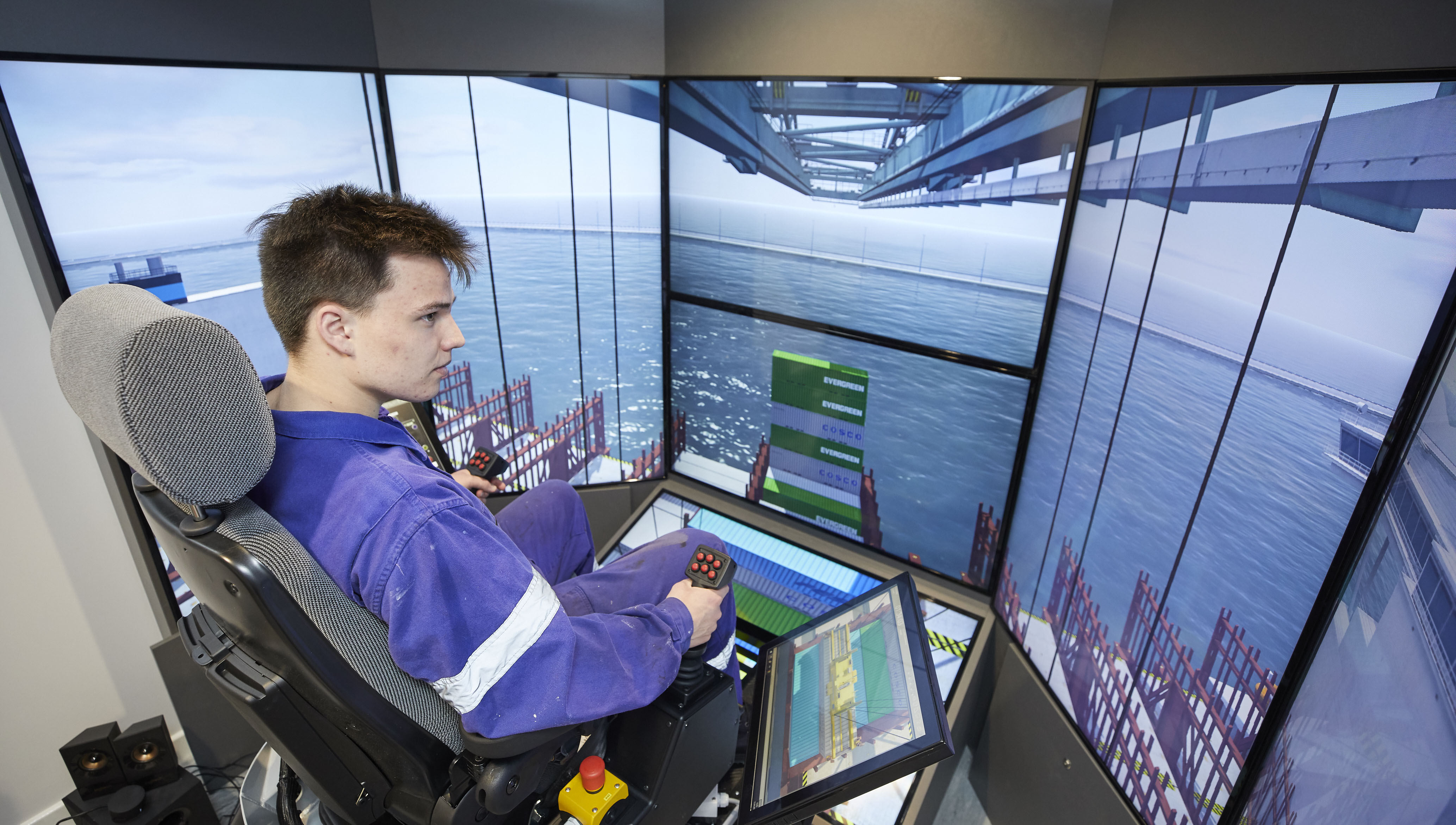 Image: Crane Simulator