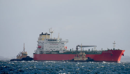 Image:Tugboats Svitzer Harrier and Svitzer Albatross with a chemical tanker off Western Australia earlier in 2021. Image: Wikimedia Commons
