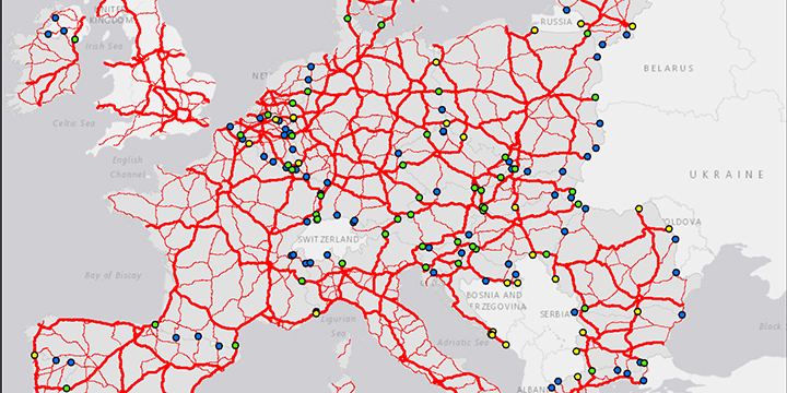 Image:Land and sea border crossings in the EU transport network. Image: European Commission