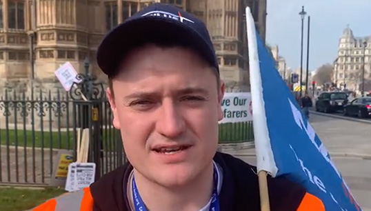 Image:Nautilus executive officer Martyn Gray at the 21 March protest against P&O Ferries at the UK parliament. Image: Nautilus International  
