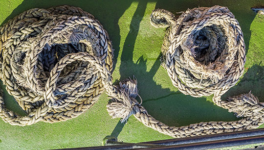 Image:Crew members did not have the formal training or necessary expertise to make a proper assessment of the condition of the wire rope. 