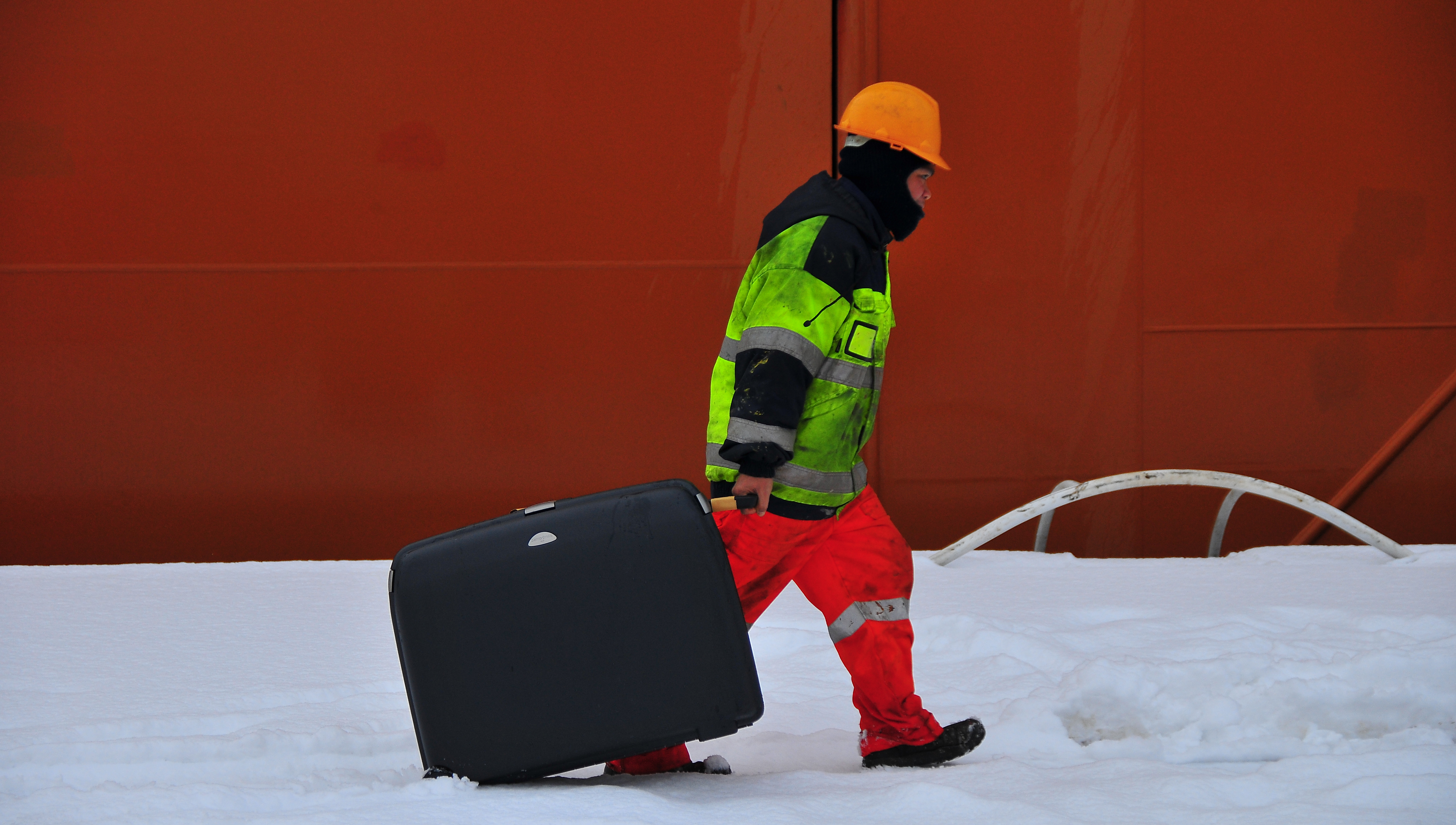 Image:Flag states wishing to forgo annual leave entitlements should obtain the seafarer's consent. Image: Danny Cornelissen