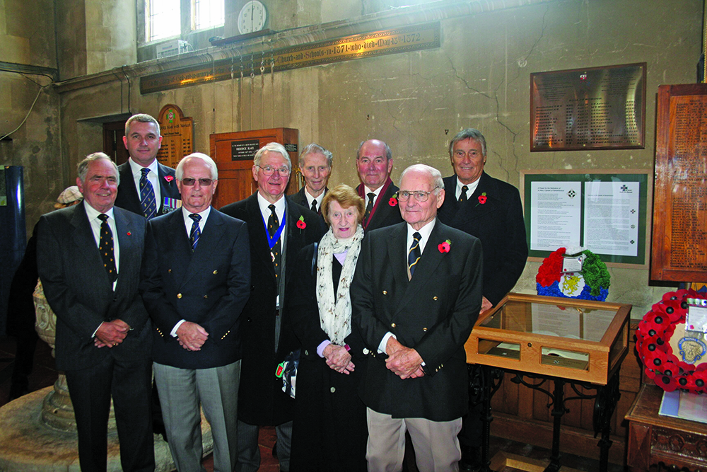 warsash_remembers_rollofhonour_group_web_insert.jpg