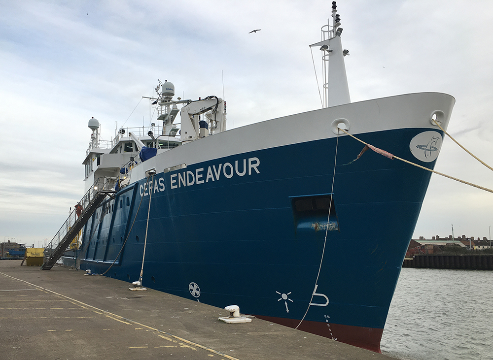cefas_endeavour_vessel_berthed_web_insert2.jpg