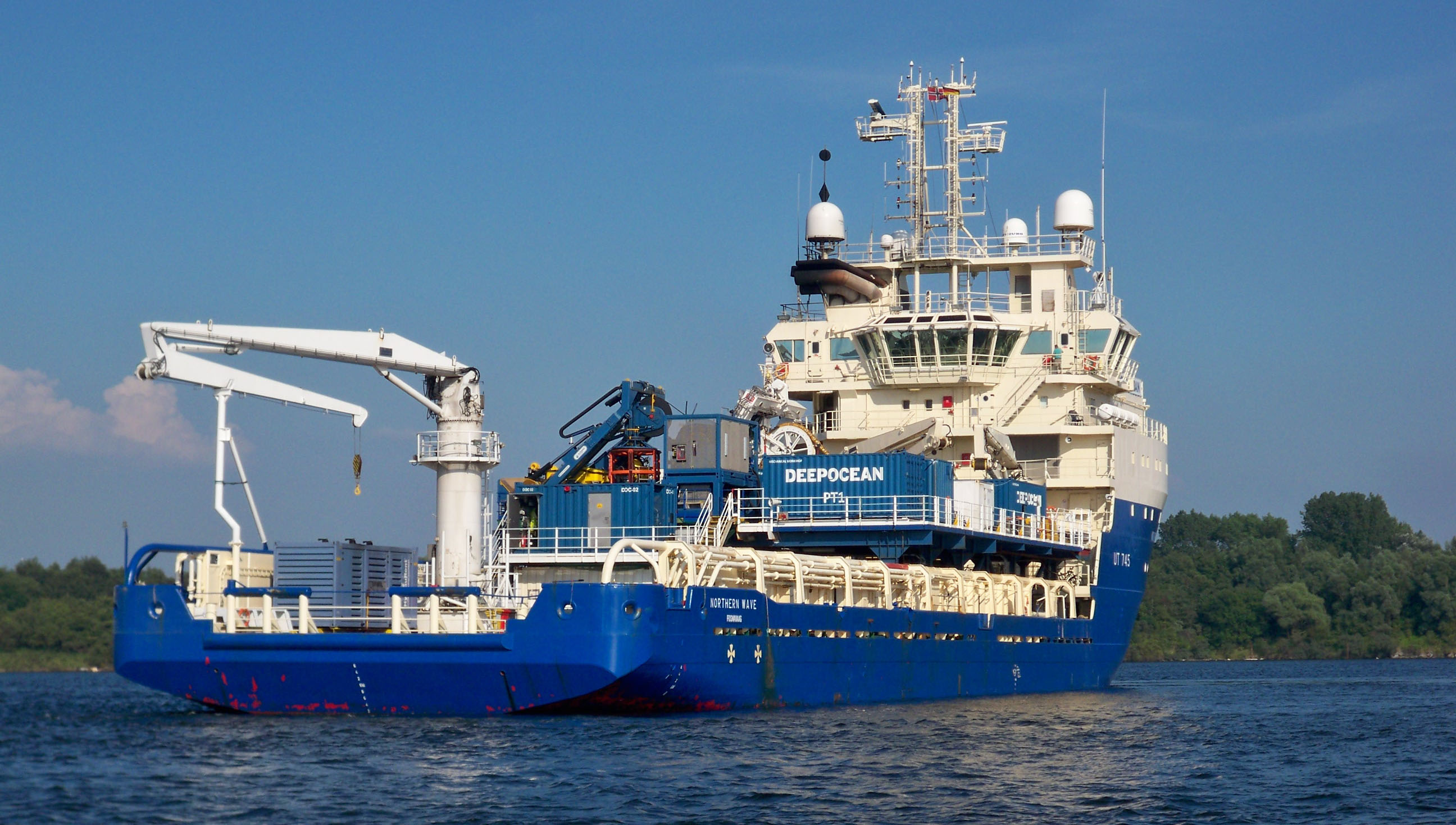 Image:DeepOcean vessel Northern Wave. Image: Wikimedia Commons