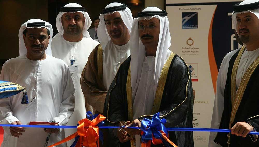 Image:DP World group chairman and CEO Sultan Ahmed Bin Sulayem cuts a ribbon at the Dubai World Trade Centre - file photo. Image: Wikimedia Commons by Imre Solt.