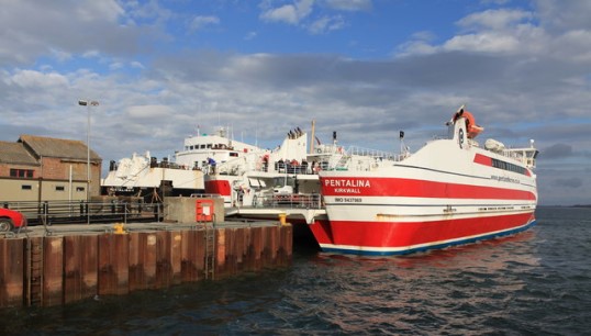 Image:The catamaran MV Pentalina at Saint Margaret's Hope, South Ronaldsay. Image: Calum McRoberts / Wikimedia Commons