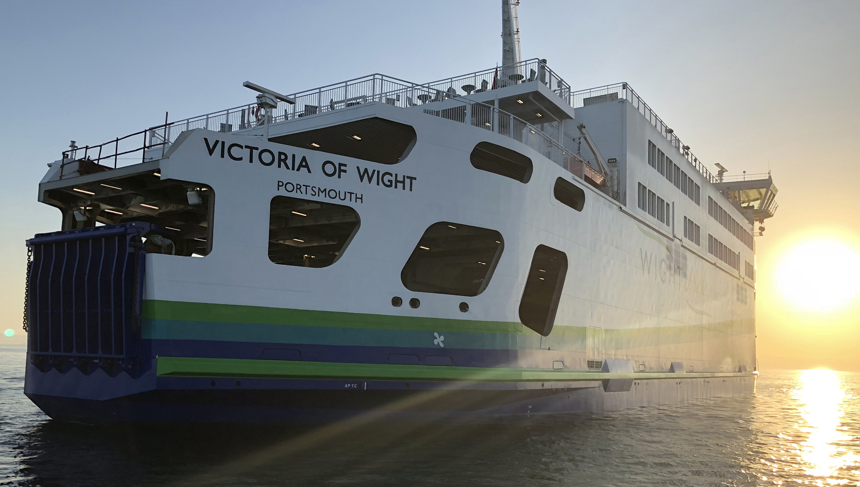 Image:Wightlink hybrid green energy flagship ferry Victoria of Wight.