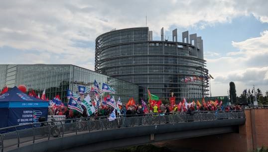 Image:Trade unions protesting outside the European Parliament in September 2024, demanding an end to exploitation by subcontractors. Image: ETF