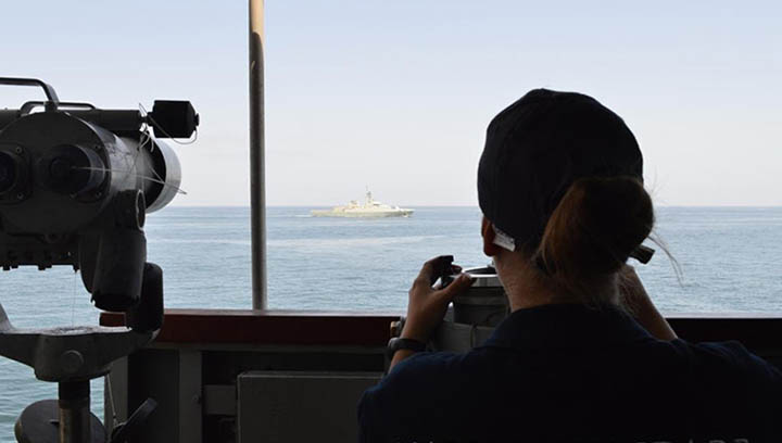 Image:On patrol: a security exercise at sea.