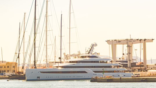 Image:Non-EU national yacht crew are advised to obtain a discharge book from the flag state in which they reside as soon as possible due to the new arrangements. Image: Wikimedia Commons