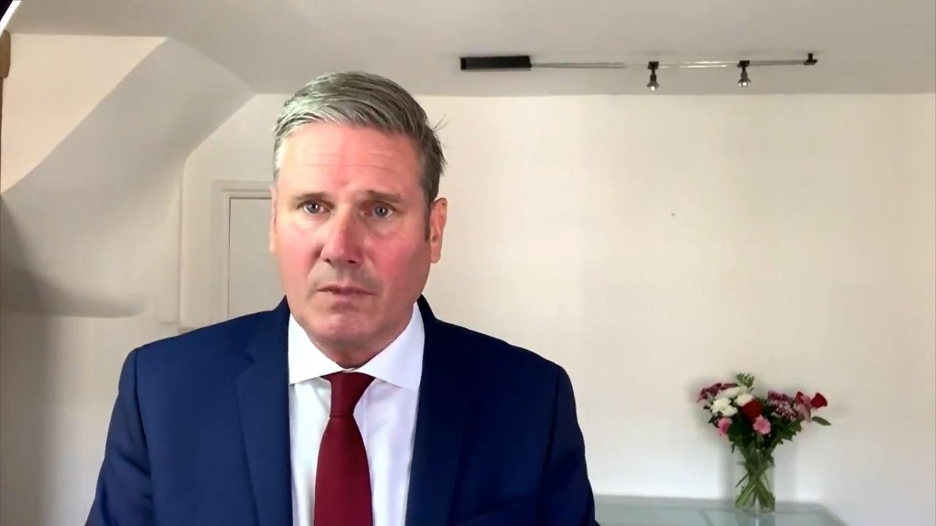 Image:Labour leader Keir Starmer responds to a question from Nautilus member Chaynee Hodgetts