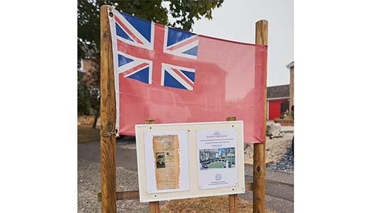 Image:The family memorial to Geoffrey Phillip Garrod in Ipswich