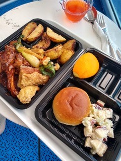 Image:Lunch, day 1