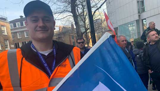 Image:Nautilus director of organising Martyn Gray during a P&O Ferries protest outside DP World in London in March 2022. Image: Nautilus International