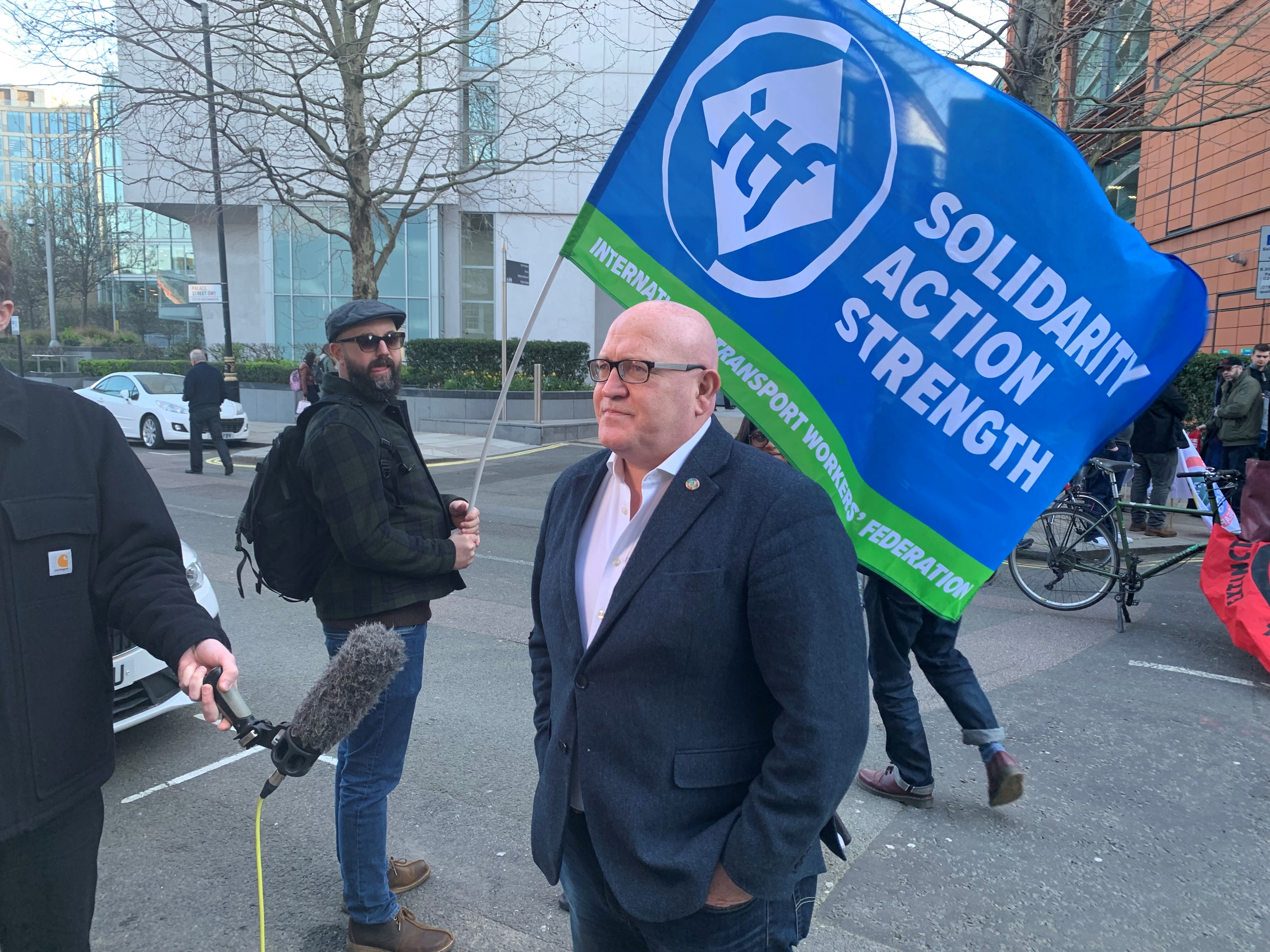 Image:ITF general secretary Stephen Cotton outside DP World offices in central London Friday March 18. Image: Nautilus International