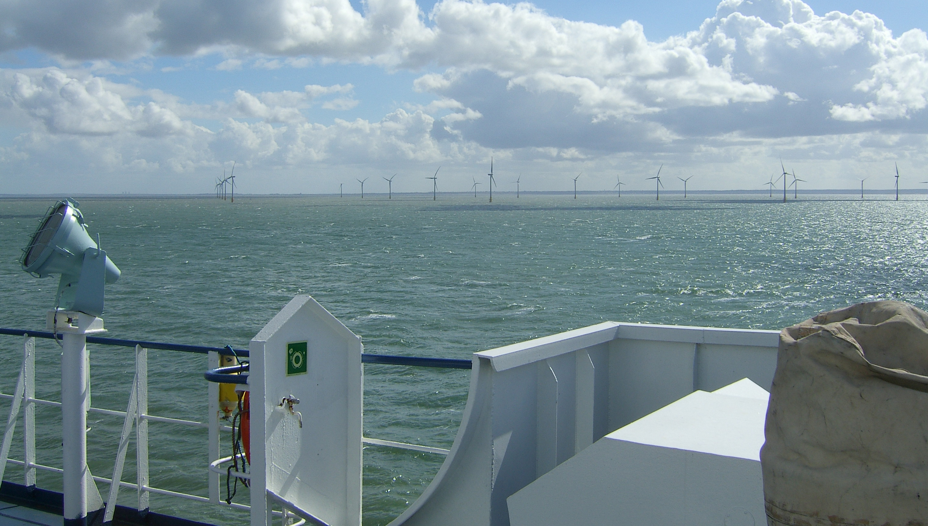 Image:The Union has raised further concerns with the Home Office at its repeated decision to provide windfarm companies with time-limited waivers from work permit requirements for the crews of vessels operating around the UK coast.