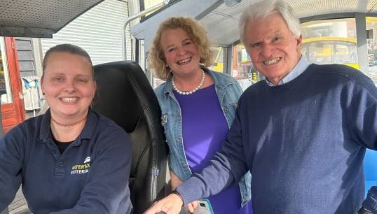 Image:Olof Ormeling with Nautilus executive officer Sascha Meijer (centre) and fellow TV star Geartsje Loman from the show 'Vrouwen die Varen'(Women who Sail). Images: Nautilus International