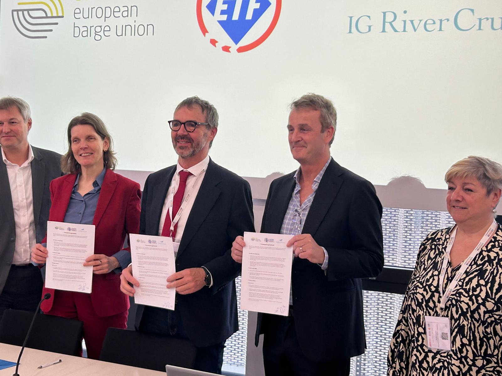 Image:Deel van de onderhandelingsdelegatie