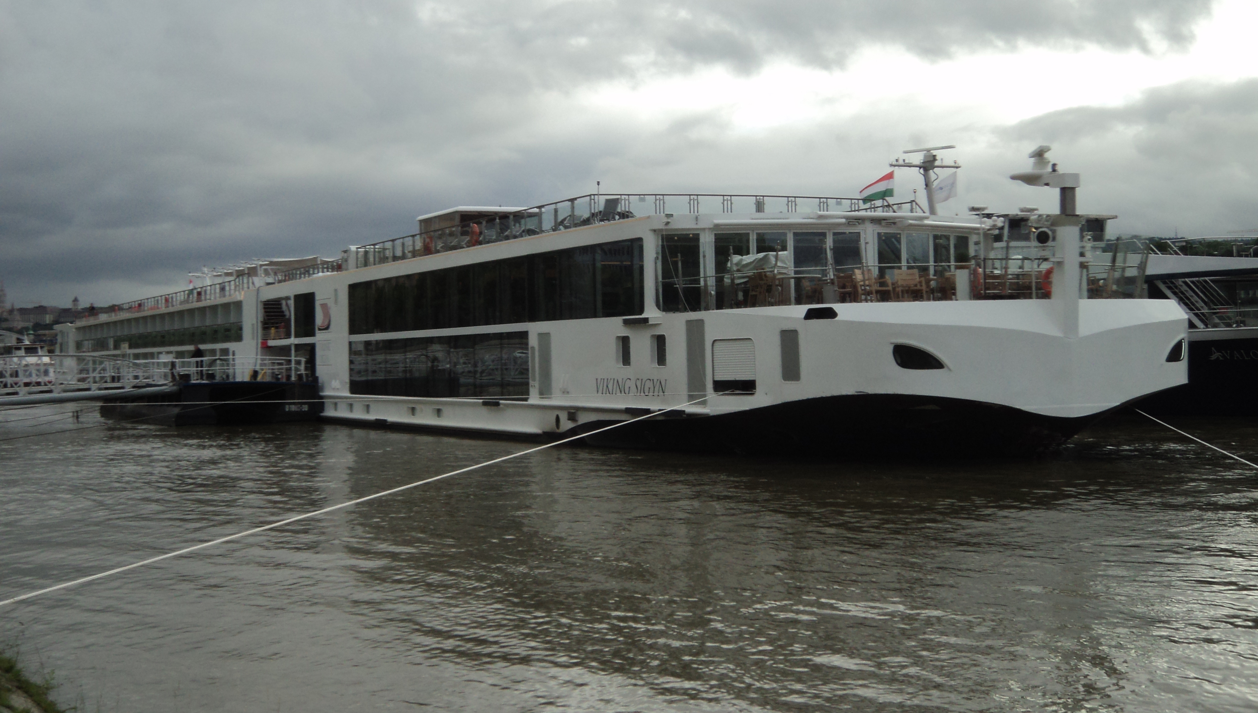 Image:Rivercruise vessel Viking Sigyn. Image: Wikimedia Commons