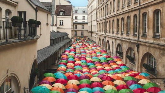 Image:Die Sozialversicherungen in der Schweiz : Wir haben diese Zusammenstellung auch gemacht, weil wir am 17. September in Basel im Anschluss unserer Mitgliederversammlung ein grosses öffentliches Seminar zu dem Thema veranstalten. Foto: Pexels/Vince Revaud