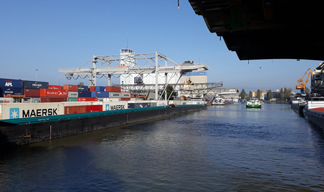 Image:Port of Basel in Switzerland