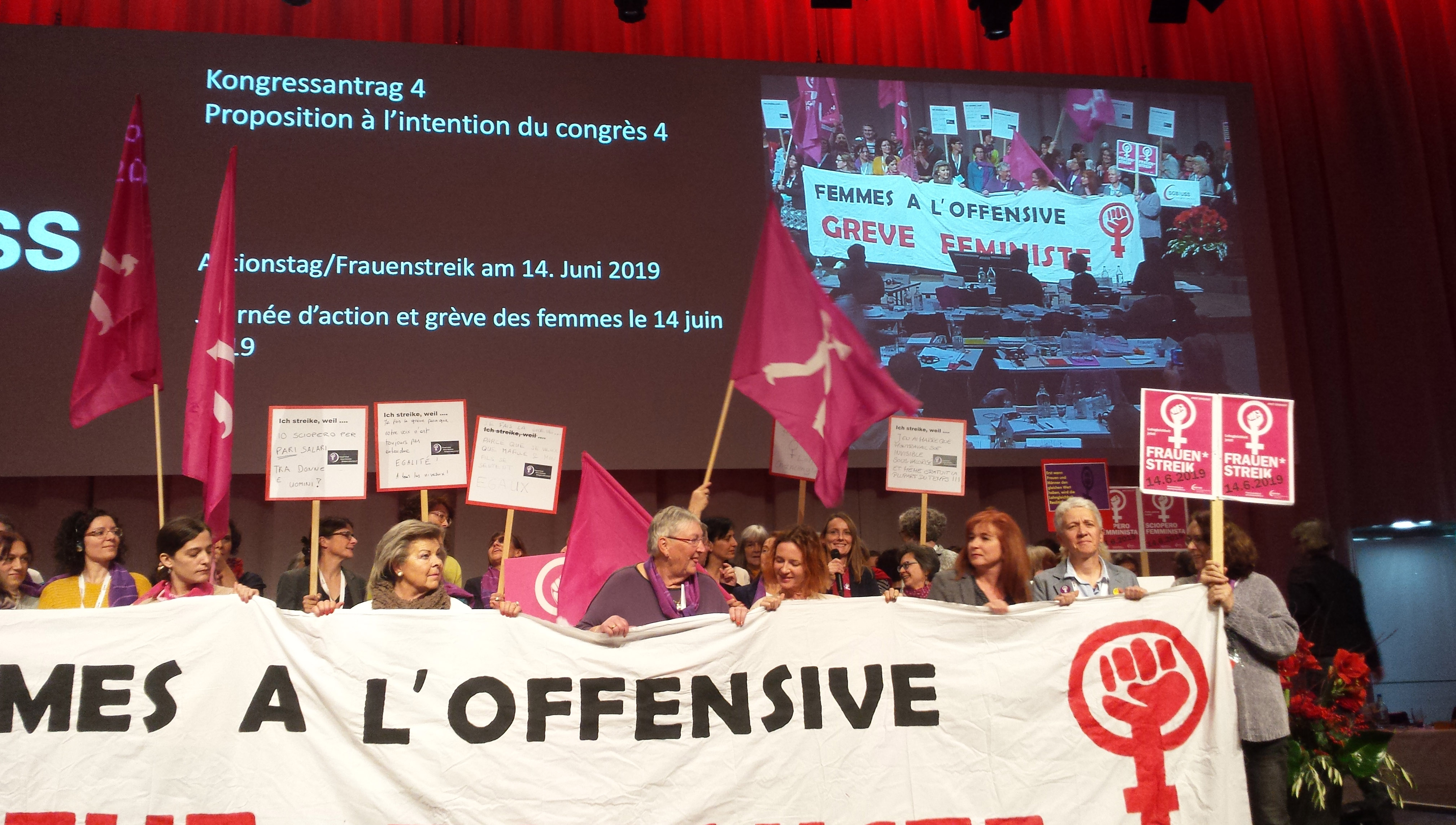 Image:Ebenfalls beschlossen wurde die Unterstützung eines eintägigen Frauengeneralstreiks.


