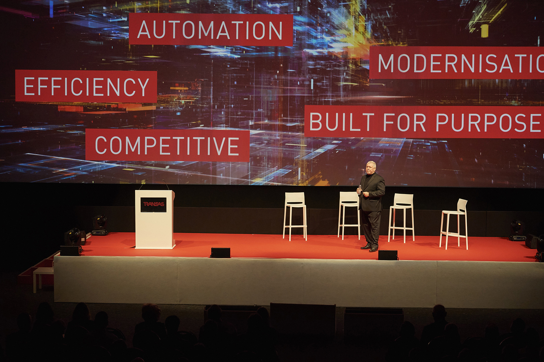 Image:Transas CEO Frank Coles