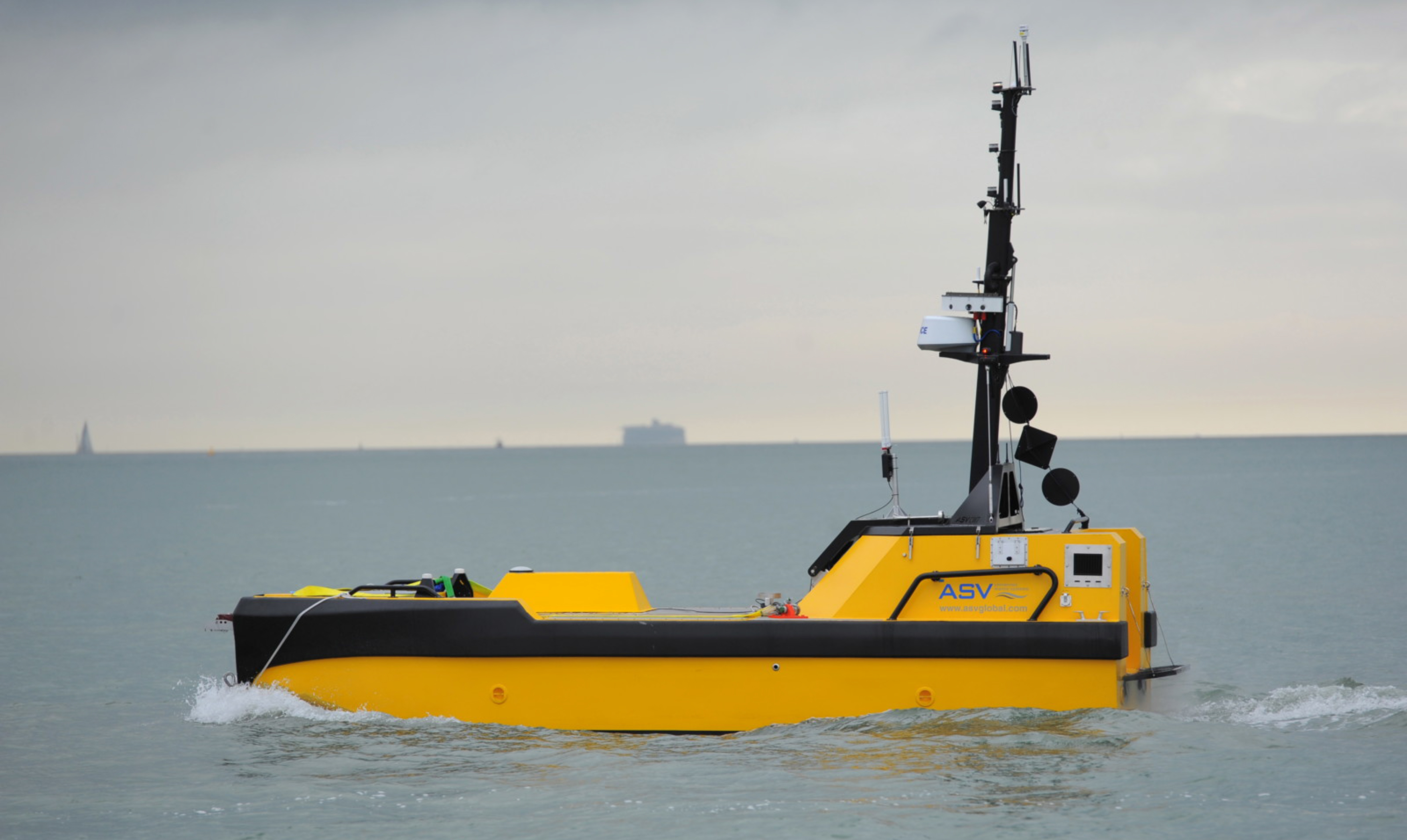Image:The C-Worker 7, which was the first autonomous vessel to go on to the UK Ship Register, can be used for subsea positioning, surveying and environmental monitoring work.

