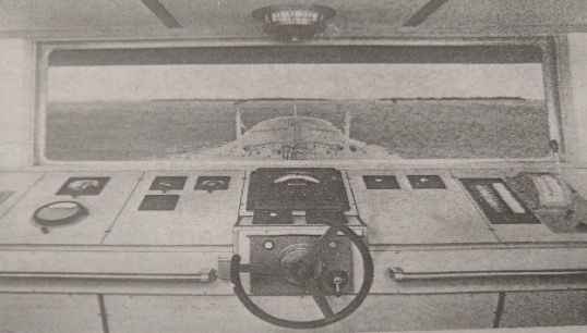 Image:The Delft simulator, which used computer-controlled cameras to project ships, navigational marks and coastlines to give a 120-degree arc of visibility from the bridge.